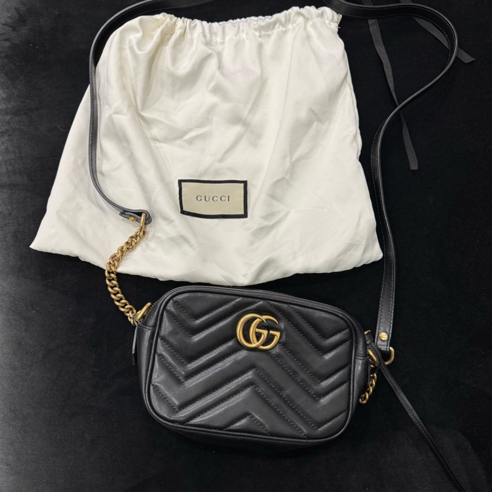 Gucci - Black Mini GG Marmont Camera Bag